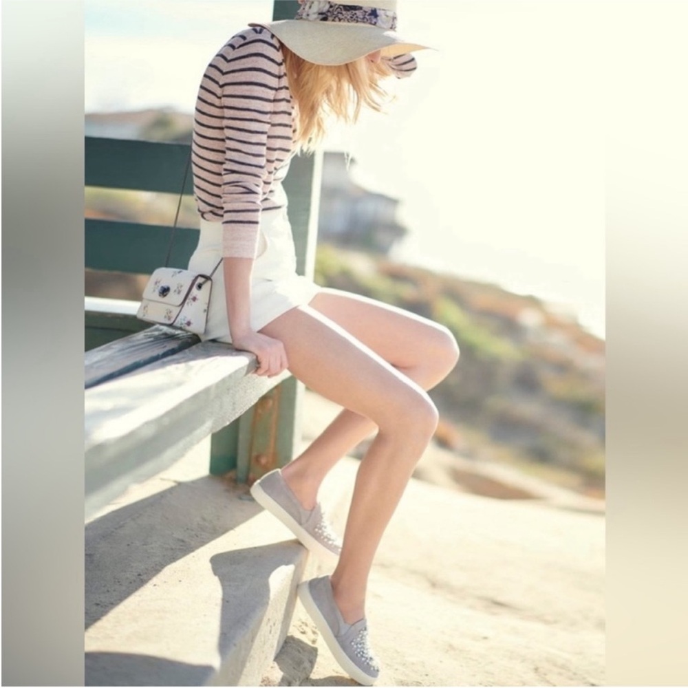 Stuart Weitzman Pearl Crystal Embellished Decor
White Platform Sneakers Slip Ons - Picture 6 of 14